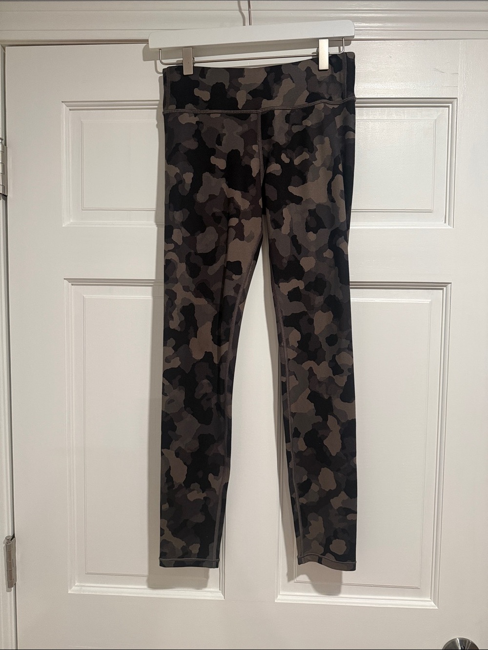 Athleta Kids Camo Leggings - Black & Brown